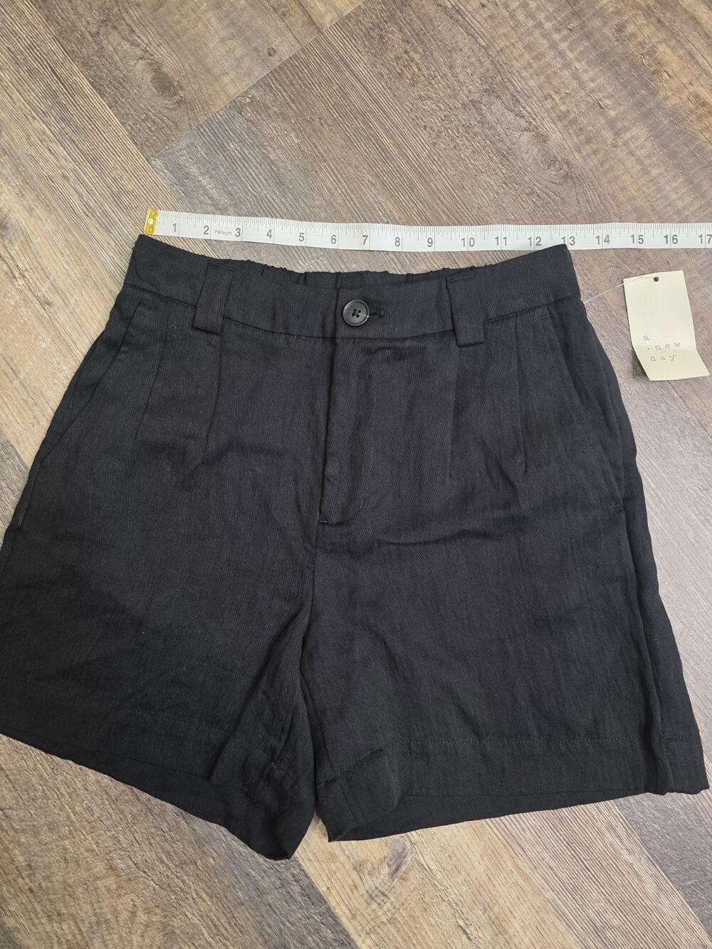 A New Day Womens Size 2 Black High-Rise Pleat Front Tie Belt Shorts